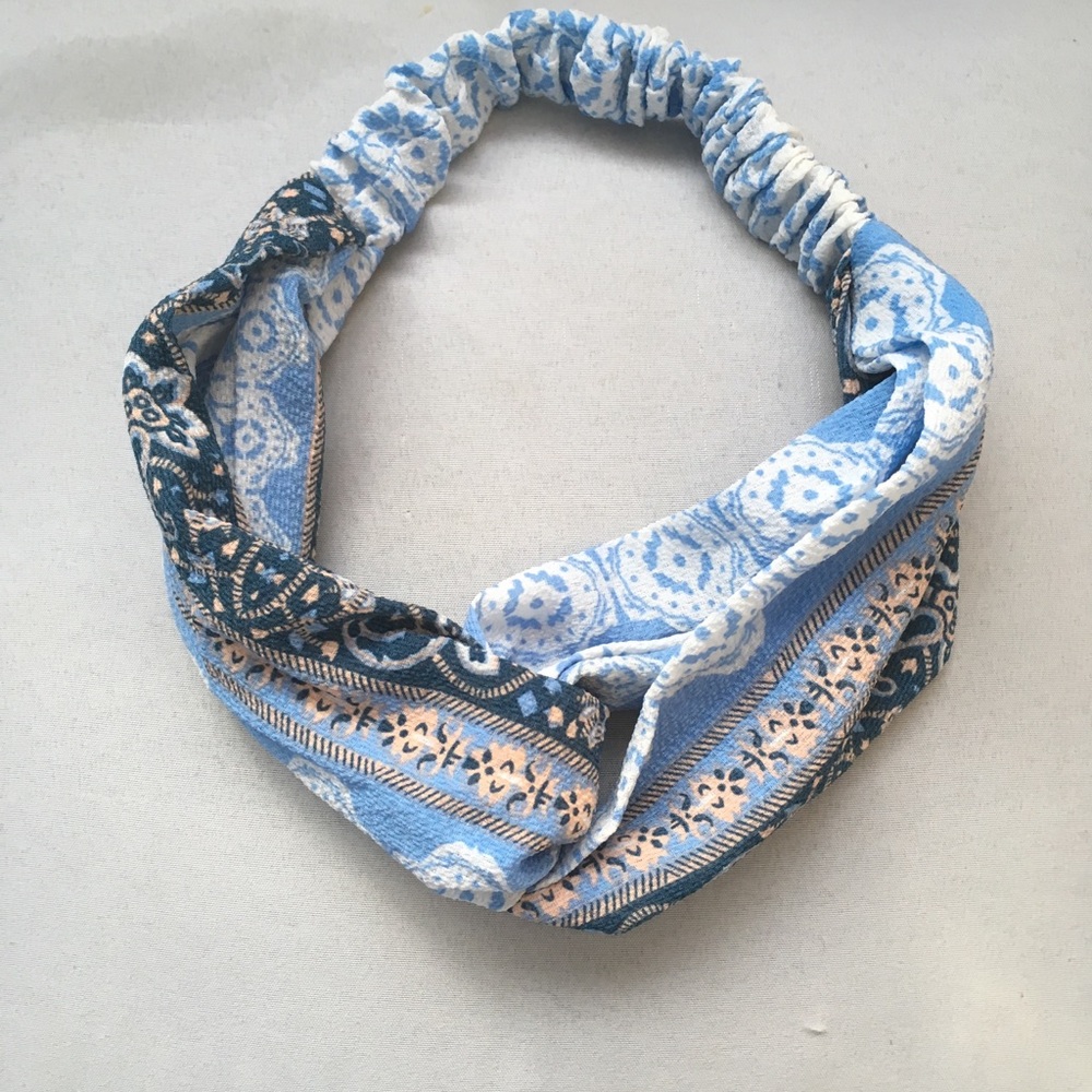 Headband - Picture 2 of 5